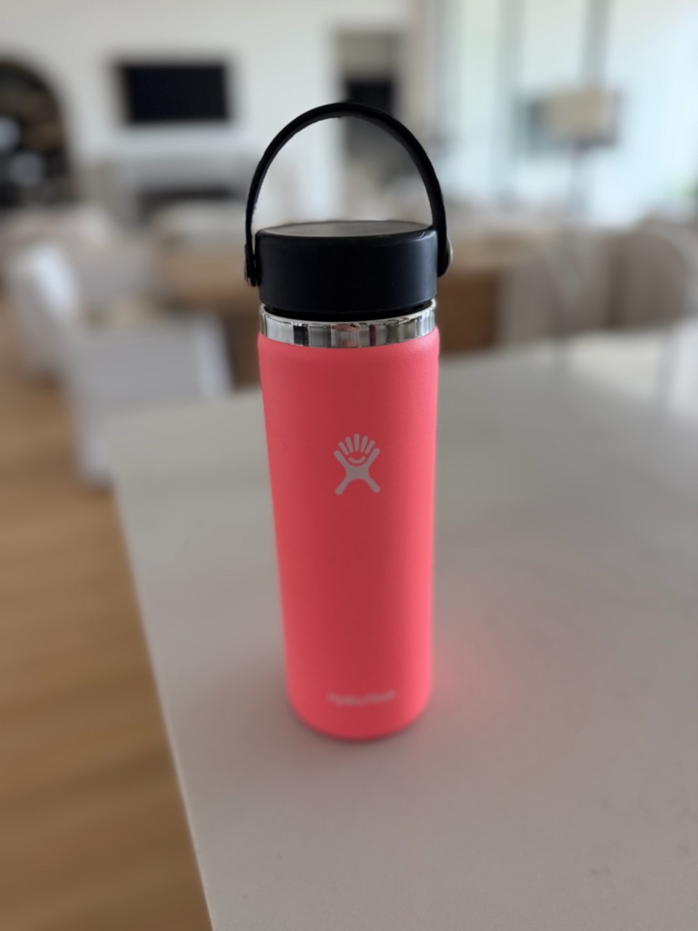 Hydro Flask Coral Pink Insulated Bottle with Black Carry Lid